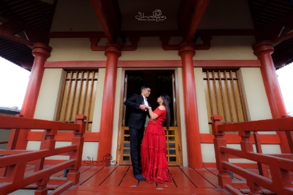 romantic photoshoot for couples