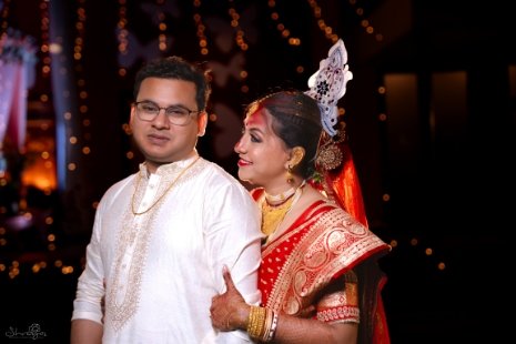 candid wedding photography