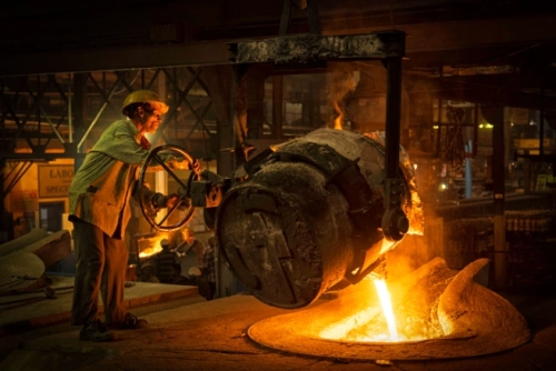 81849d 7807e77c8cbe41b094314931552742efmv2