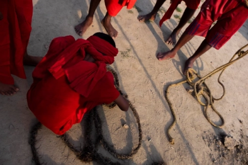 81849d e6473c0206e34169a9173dcede38a99dmv2